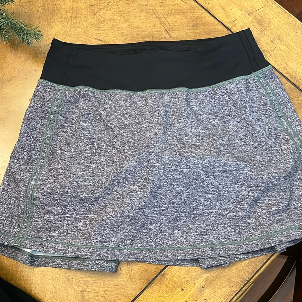 Lulu lemon activewear skirt with built in shorts. Size 4 tall